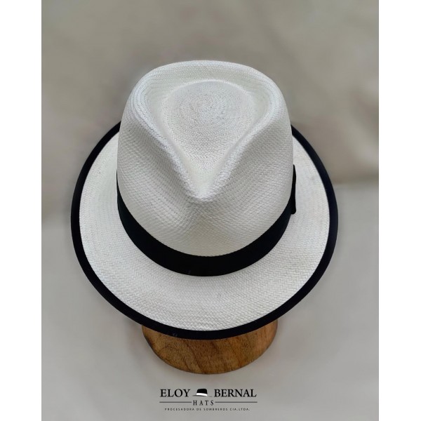 Promoción, hasta agotar stock, sombreros de paja toquilla en $25,50